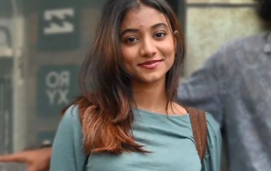 Fuluhun 36 minute vandhen Shimange phone gai huri photo adhi video beli!