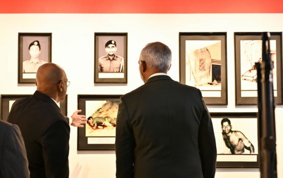 November 3 ge sharafugai Maumoon ashaai shaheedhunge aailaathakah addana aruvanee 