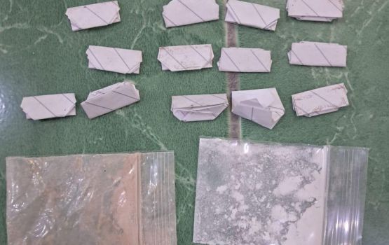 R,Rasgetheemu ge'ehgai masthuvaa thakethi beynun kuran thibi 9 meehaku hayyaru koh, bandhuge mudhathu jahaifi