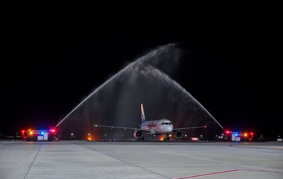 Zamaanee fenvarah tharaggee koh, uthuruge tharaggeeaa gulhifaivaa Hanimaadhoo airport hulhuvaifi 