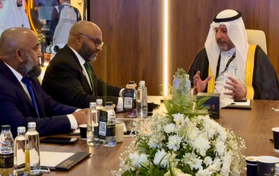 Dhivehi hajju verinnah lui koh dhee, Makka route dhaaimee kurumah ninmaifi