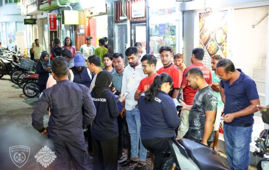 Karankaa magugai immigration ge haass raid eh, 347 bidheyseen check koh 66 meehaku hayyarukoffi 