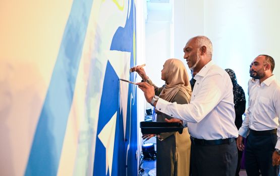 Zuvaanun baaruveri kuruvai, hunaruverikan ithurukurumah gaaimkuri 