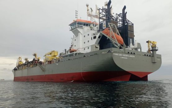 Hulhumale 3 adhi giraavarufalhu hikkan genna dredger athuvejje, masakkaiy haluivaane: Raees 