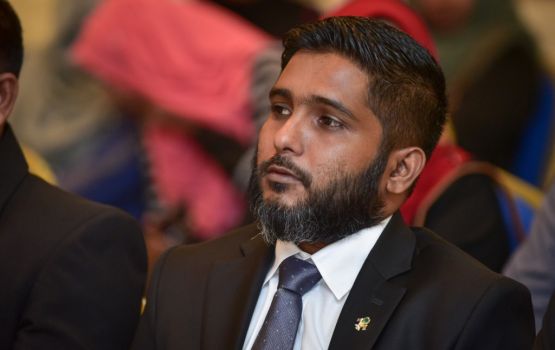 Gaanoonaa hilaafah amalukurikan saabithuve, gaazee Faiz magaamun vaki kuran majileehah hushalhanee 