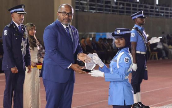 Fuluhunge 41 vana asaasee thamreenu: furathama faharah ehmme molhu dharivaruge magaamu anhen fuluhakah!