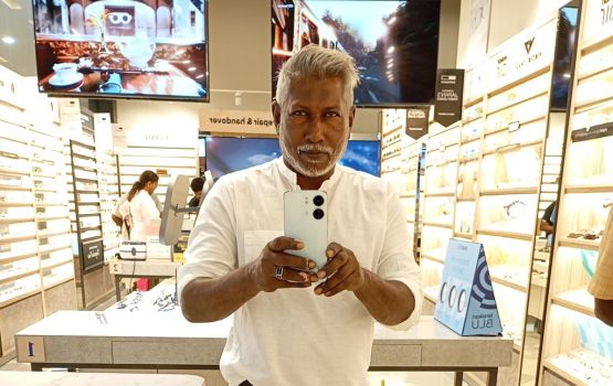 Director Faththaah niyaavejje