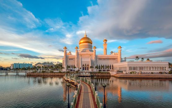 Omar Ali Saifuddien Mosque: Muslimunge thaareekhee bodu binaa eh!