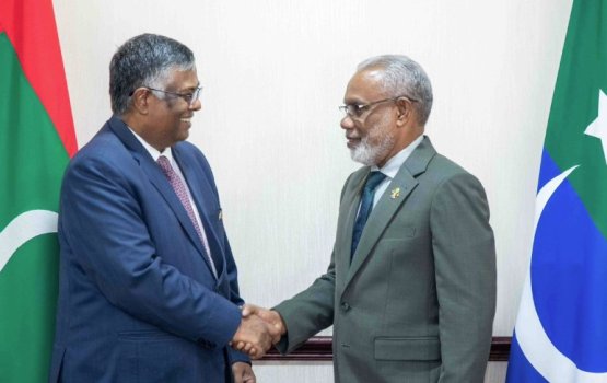 India High Commissioner pays courtesy call on speaker of Majlis