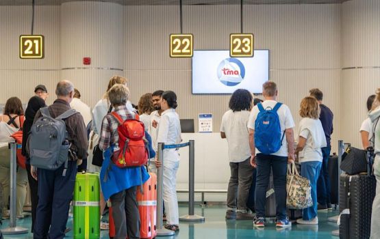 VIA ge Terminal 1 gai hadhaafaivaa sea plane check in counter thah beynun kuran fashaifi 