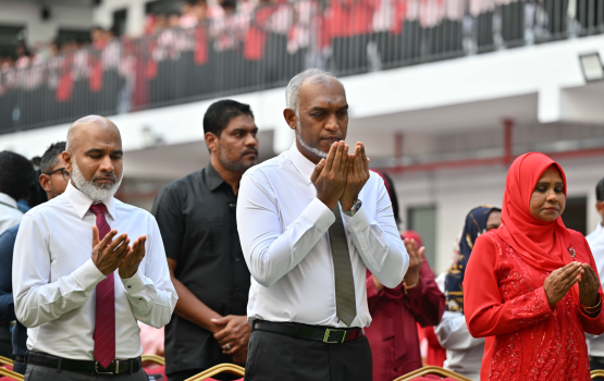 Fathis Namaadhun dharivarun dhuvas fashan raees ilthimaas kuravvaifi