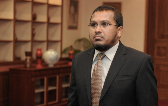 2.4 billion ge bondu ge massalai gai pension board ge chaiperson Inazves isthiufaa dhevvaifi 