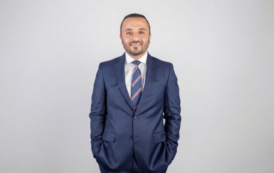 Ooredoo Maldives ge aa CEO akah  Shadi Qawasmi ayyan kohffi