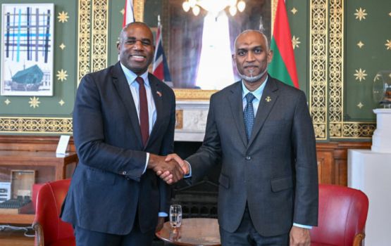 Chagos massalaigai himenenee Mauritius aai UK kamahbune UK in varugadha rahdheh!