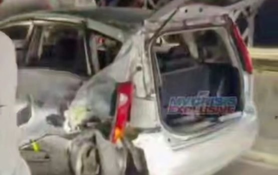 Major pile-up on bridge highway injures 4