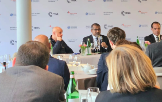 Moosumee badhaluthakaa dhekolhah kuraa masakkathugai abadhuves Raaje dhemi onnaane: Khaleel