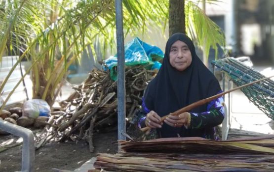 MEEHUN: Ramla ge hithah asaru kuri handhaaneh, bandah maruvi dhari vissaa valhuli fahun maimeehaa ves maruvee!