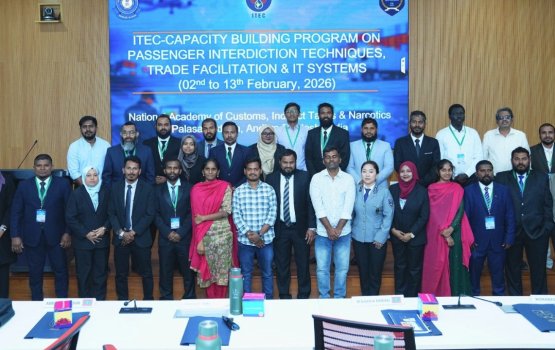 Maldivian offices participate in India training program