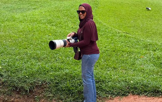 Jazla: Photography ge emme lens ehgge therein dhakkuvaidhinee ajaibukuruvanivi ethah manzaru thakeh 