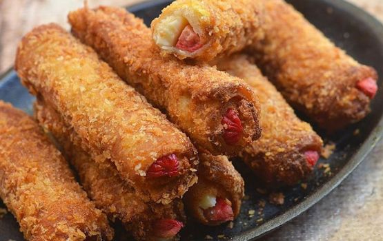 Bread roll: Paan beynun koggen faseyhain hadhaalevey meeru hedhikaa eh 