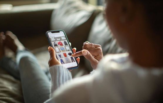 Phone ah dhevi hifeetha? mi kan kan kohlaa 