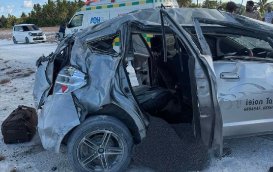 Addu gai car eh furolhaalai driver ah serious aniyaathakeh vejje