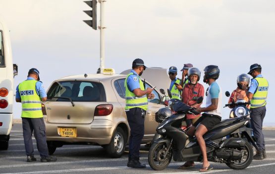 Nimidhiya hafthaa gai Male', bridge adhi highwaygai 56 accident!