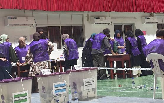 76 fosheege vote lun adhi nunimey: EC