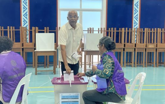 3 inthihaabuge vote lun: Kureege raees Solihves vote lavvaifi 