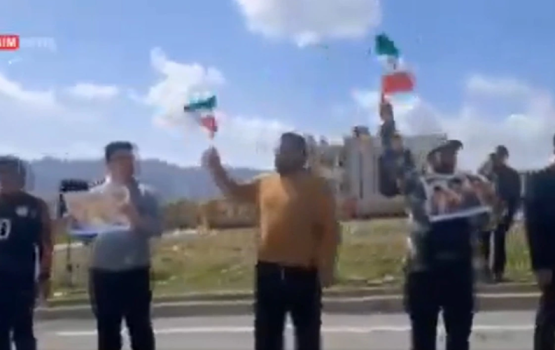 Qaumu dhifaau kuran Iran ge rayyithun nukume athugulhaalaifi 