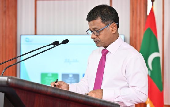 Raees ge vaudhufulhaa ehgothah sihhee dhaairaa ah mi aharu 1900 eh haa muvazzafun nerenee