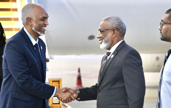 Raees ge dhe kanbalun Umrah ge alhukamah fahu Raajje vadaigenfi 