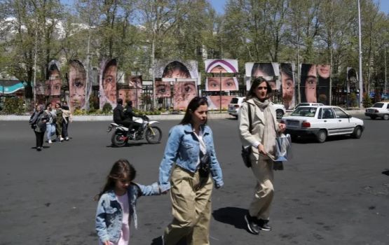 FEATURE: Iran ge demand akee gellumuge badhalah 270 billion dollar!