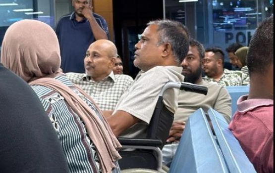 MDP ge muzaaharaa gai hayyaru kuri dhe meehunge therein ekaku dhookollaifi