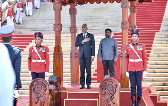 Raeesuljumhooriyyaage dhekanbalunnah Sri lanka in rasmeekoh maruhabaa dhannavafi