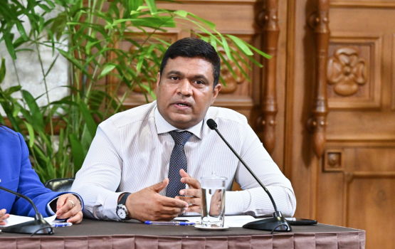 Medhuirumatheege hamanujehunthakaaeku fathuruverikamah ai heenarukamun araigathumugai kurierun libemundhaakan haamakohfi