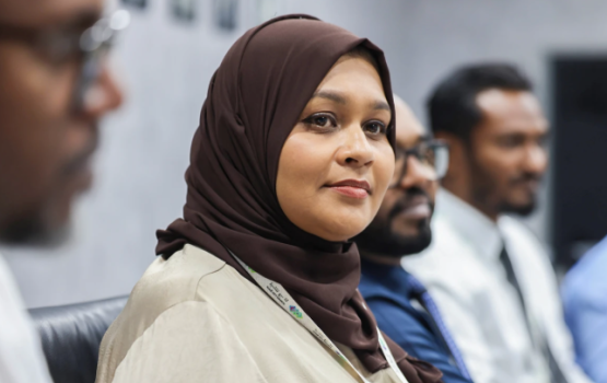 Fahi flat kairee bus hutti nethumuge kanboduvun inthihaa ah