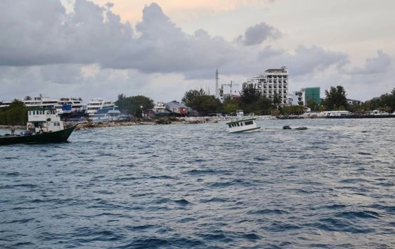Ulhandhehge baehthakethi oyaa dhaathee dhathuruverin samaaluvaan edhefi