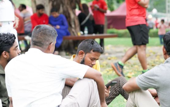 Gavaaidhaa hilaafah ulhegen deport kuri bidheyseenge adhadhu 12,000 in mahchah