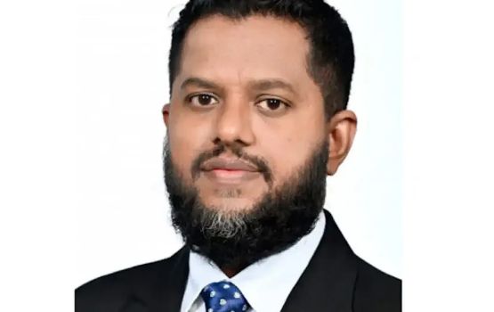 Flat aa goathi hoadhaidheyne kamah bune faisaa athuli deputy minister Yaseen ge massala fuluhun balanee