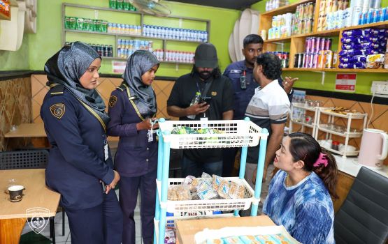 Male' ge 9 cafe eh faaskoh, gavaaidhaa hilaafah ulhemundhiya 10 bidheyseen hayyarukoffi 