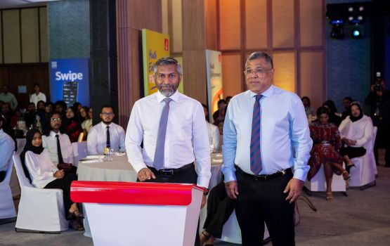 BML 'Swipe' medhuverikoh bainalaguvaamee account hulhuvey hidhumaiy tha'aaraf kohfi