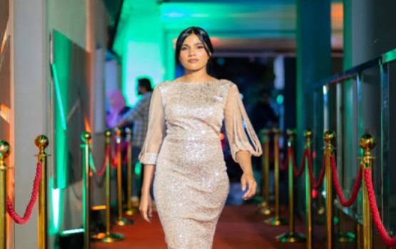 Vaige magun Rajje ah Drug ethere kuri massala: Roona Sharee ah nimen dhen bandhu kohffi