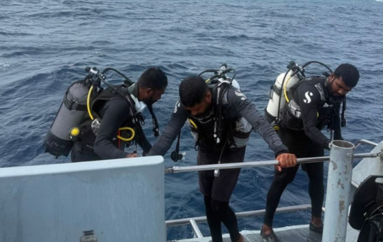 Gaafaru kairiyah bandun jahaali kolhu vettin gellunu 2 meehun hodhan bodu sarahahdheh balaifi