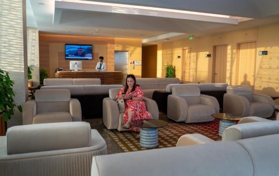 World Travel Awards ge dhe category akun Velana International Airport aai Maamahi lounge nominate vehje