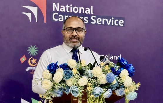 Vareefaage baazaaru harudhanaakuran 