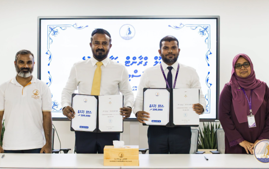 Kulhudhufushi ge 3 school akah, e rashu council in 1 lakka rufiya ge School grant eh dheefi