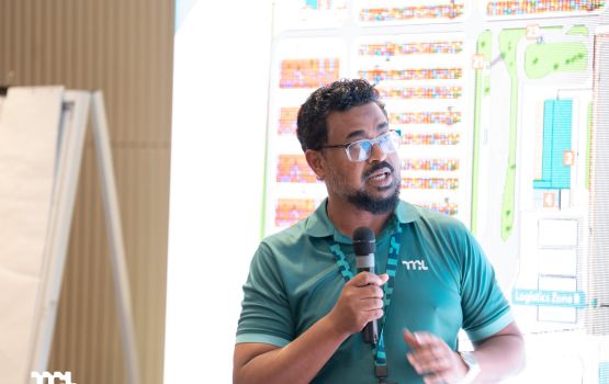 Thilafushi viyafaari bandharaa gulhey gothun clearing agent innaa lorry driverunnaa mashvaraa kohffi