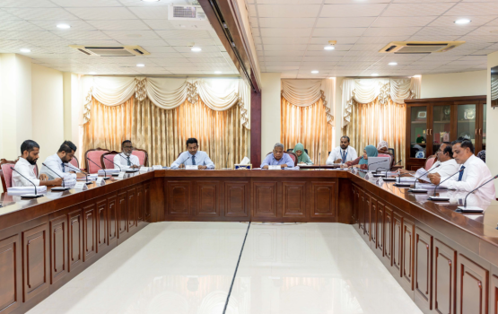 Kalhu baazaarugai Dollar vikkaa aguthah shaaiukurun manaakuran faaskoffi