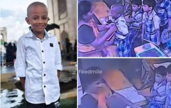 India gai Teacher aku jehumuge sababun 6 aharuge kujjaku maruvi massala hoonu vejje